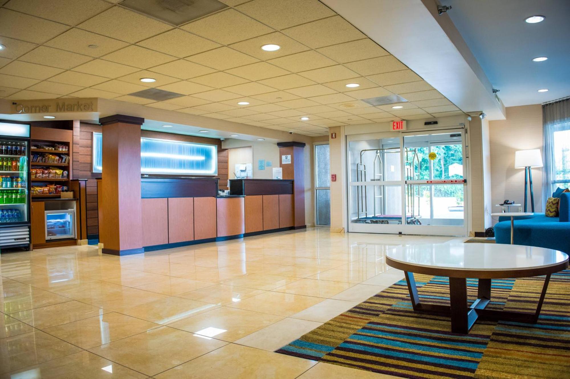Fairfield Inn & Suites By Marriott Knoxville/East Beltér fotó